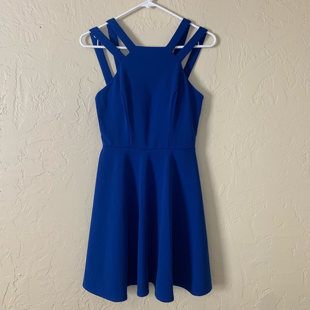 Short formal party dress 💙